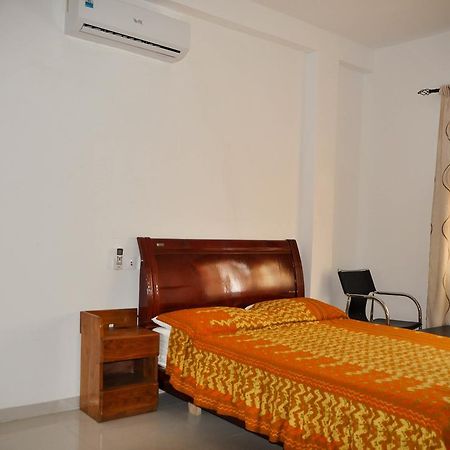 Guest House Lumen Lomé Dış mekan fotoğraf