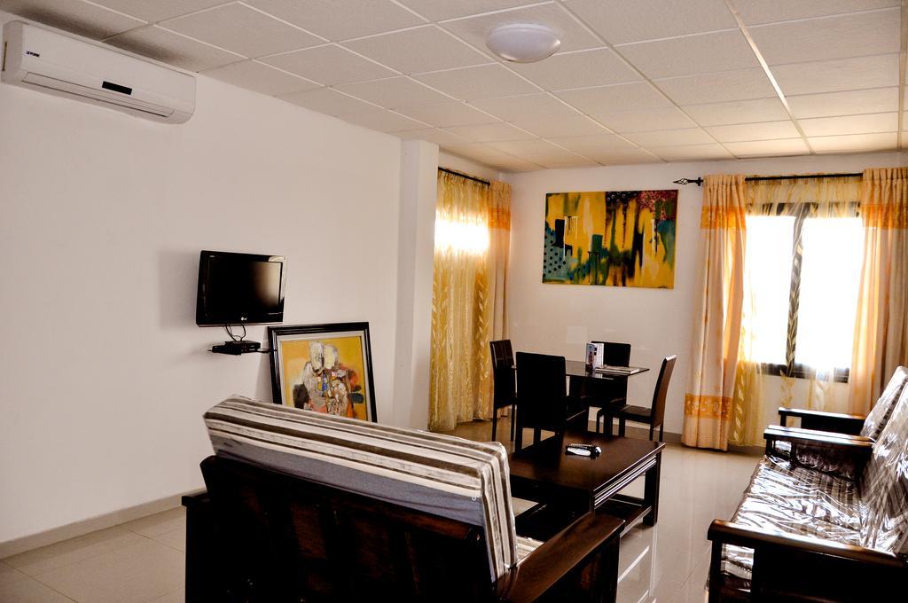 Guest House Lumen Lomé Dış mekan fotoğraf