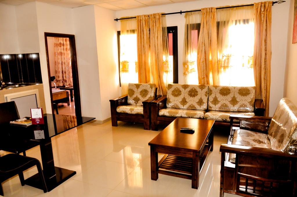 Guest House Lumen Lomé Dış mekan fotoğraf
