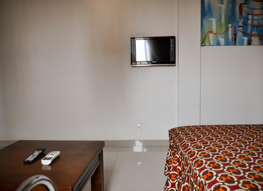 Guest House Lumen Lomé Dış mekan fotoğraf