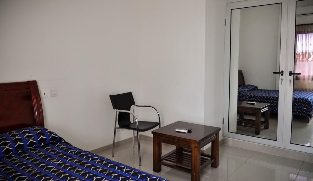 Guest House Lumen Lomé Dış mekan fotoğraf