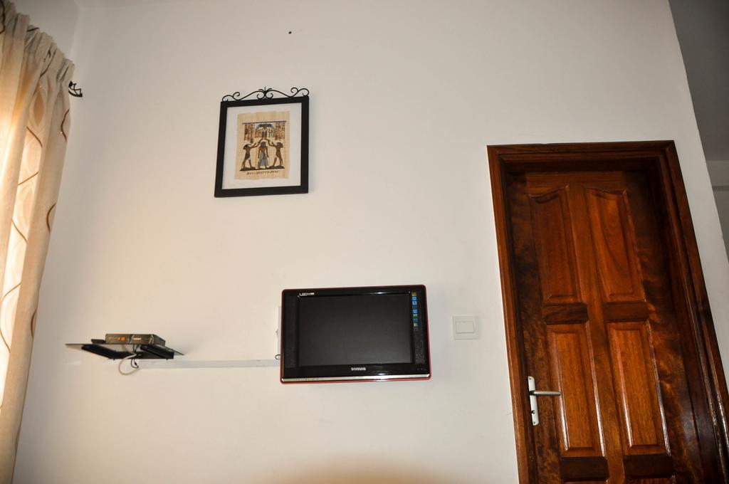 Guest House Lumen Lomé Dış mekan fotoğraf